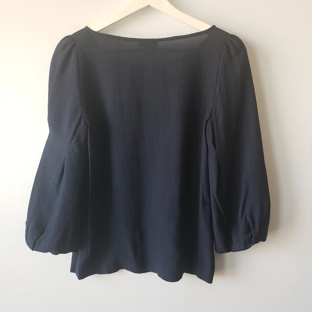 J crew collection women's 100% silk jacquard keyhole blouse size 00 long sleeve‎